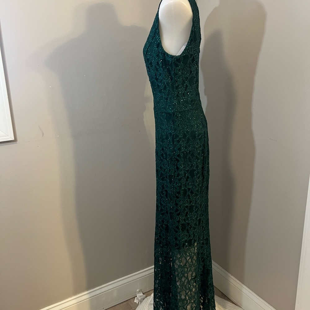 Enfocus Studio Green Plunge Neck Sleeveless Gown - Picture 7 of 14